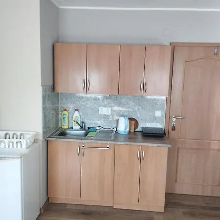 Audy * Mníšek pod Brdy